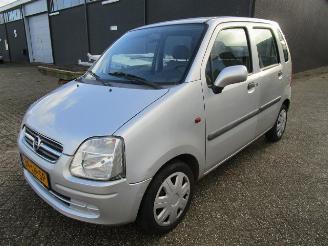 begagnad bil machine Opel Agila  2003/1