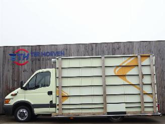 Schade bestelwagen Iveco Daily 50/35C13 2.8 JTD Glastransporter Navi 92KW Euro 3 2001/5