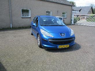 begagnad bil auto Peugeot 207 1.4 Vti Cool & Blue 2008/3