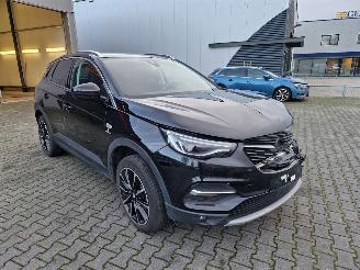 skadebil caravan Opel Grandland ULTIMATE 147KW  AWD  HYBRIDE AUTOMAAT 2020/10