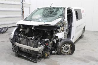 damaged passenger cars Peugeot Expert  2020/4