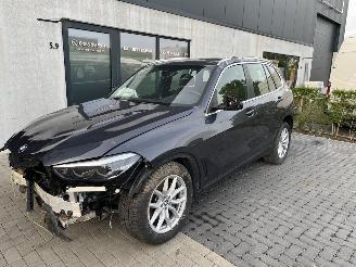 Vaurioauto  passenger cars BMW X5 BMW X5 3.0D 2021 2021/5